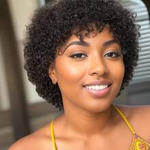 巴西原生人发假发 - 蓬松卷曲的精灵短款波波头，带刘海，200% 密度，无蕾丝前额 | 丰盈卷发，适合日常佩戴、派对和假日 - Natural Black - 查看 3