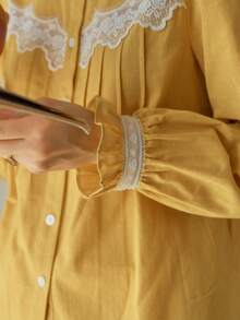 Simple Retro Women's Spring And Summer Casual Small Standing Collar Lace Collision Colour Splicing Blue Elegant Retro Temperament Valentine's Day Long Sleeve Shirt - Yellow - View 3