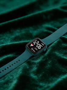 10pcs Set Of Casual Fashion Green Square Heart Pattern Electronic Watches, Gold Chain Embedded Bracelet Necklace Ring, Non-Rechargeable Battery, Luminous Heart Pattern, Versatile For Daily, Party, Holiday, Back To School. Birthday Gift, Valentine's Day Elegant Set, No Packaging Box - Green - View 7