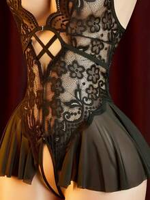 性感内衣，开裆设计，花卉蕾丝拼接荷叶边优雅女士连体睡衣，卧室诱惑套装