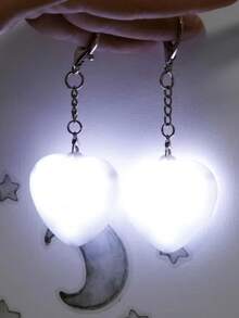 2pcs Heart-Shaped Wallet Light, Touch Sensor LED Mini Night Light, USB Rechargeable Cute Heart-Shaped Lamp, LED Hanging Decor Light, Keychain Accessory, Bag Accessory For Finding Keys Or Other Items, Practical Gift For Valentine's Day/Newlyweds/Birthday - Pink - View 2