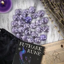 符文石套装 疗愈水晶 - 紫色釉面女巫铭文 紫色铭文（24 颗 + 1 颗空白石 + 说明书 + 收纳袋 + 收纳盒） - 适用于女巫、灵修者 - 冥想、维京家居装饰 - 彩色 - 查看 3