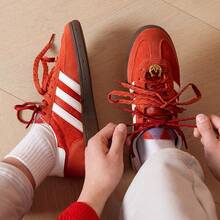 阿迪达斯 HANDBALL SPEZIAL 男士运动鞋，休闲运动鞋 KJ6299 - 顏色 - 查看 1