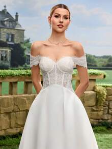 Off-The-Shoulder Lace Satin Flowing Elegant Romantic Luxurious High-End Bridal Wedding Dress, White, Suitable For Church, Hotel, Garden, Beach Weddings, Classic Royal Wedding Gown - White - View 6