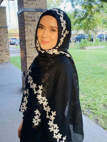 Boho 1 Adet Kadın Moda İlkbahar ve Sonbahar Rahat İşlemeli Çiçek Şal Eşarp Başörtüsü, Günlük Kullanıma Uygun Sevgililer Günü