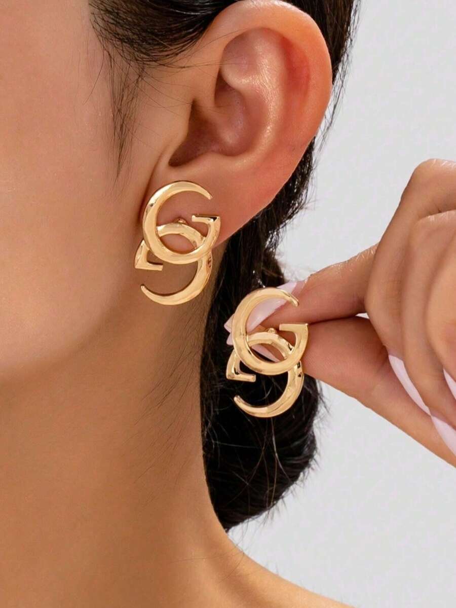 1 Pair Geometric Fashionable Letter Stud Earrings, Suitable For Daily Wear - Yellow Gold - View 1