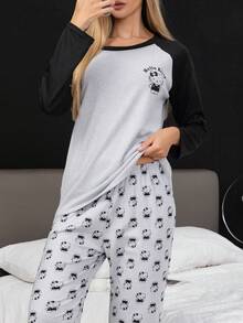 Sanrio 两件套女士Hello Kitty卡通可爱抓绒保暖睡衣套装，卡通印花长袖圆领上衣和裤子，舒适宽松版型，适合春、秋、冬穿着，温暖舒适