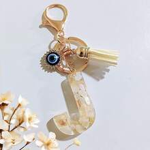 1个米色字母钥匙扣，恶魔之眼钥匙扣，流苏包饰吊坠，派对礼品 - 米色 - 查看 4