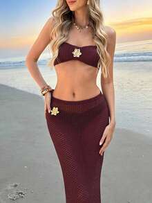 MORI 2026 Spring/Summer New Bohemian Style Women's 2-Piece Set, Includes Strapless Cropped Knit Top In Burgundy And Pencil Skirt Or Maxi Skirt, Featuring Heavy Metal Flower Buttons, American Bombshell Style, Gentle And Elegant, Suitable For Dates, Beach Vacations, Seaside Walks - Burgundy - View 6
