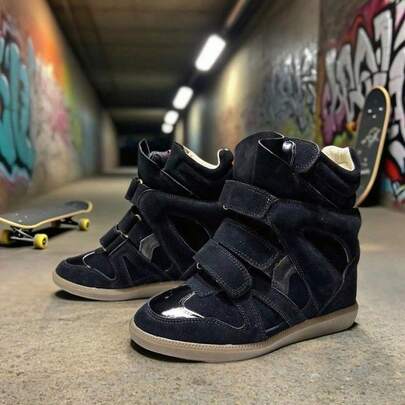 2026 New Style Invisible Height Increasing High-Top Women's Shoes, Vibrant Contrasting Color Combination, Flat Casual, Closure Design, Sports Shoes, Women's Style