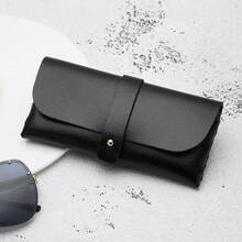 This Four-Piece Women's Eyeglasses Set Features A Classic, Elegant, And Retro Oversized Frame Design, Making It Ideal For Summer Sun Protection And Stylish Styling. The Temples Feature A Unique Openwork Design. Suitable For Everyday Wear, Shopping, Photography, And Pairing With Various Outfits. - 彩色 - 查看 7