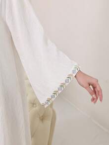 2026 New Style Elegant Embroidered Arabic Dress, Jalabia Collar Long Sleeve Dress, Graceful And Dignified - White - View 4