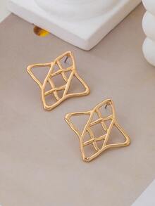 1 Pair Fashionable Hollow Grid Asymmetrical Geometric Gold Stud Earrings, Versatile For Daily Wear, Matching Influencer Style Women Jewelry - Yellow Gold - View 2