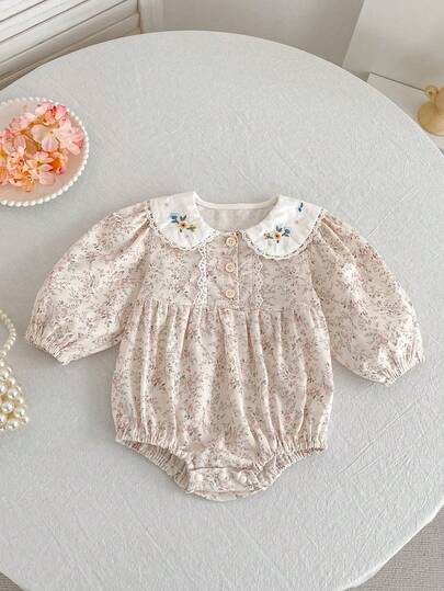 女婴花卉刺绣彼得潘领连体衣，春季新款新生儿