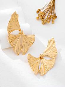 1 Pair Fashionable Creative Large Floral Alloy Earrings, Suitable For Daily Commute And Valentine's Day Wear - Yellow Gold - View 9