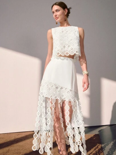 Sollinarry Women's Summer New Water-Soluble Lace Cropped Top And Tassel Skirt 2 Pieces Set, Suitable For Outings, Vacations, And Parties