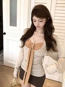 褶皱腰身波点叠层U领长袖T恤和吊带背心套装，适合春季穿着 - 杏色 - 查看 2