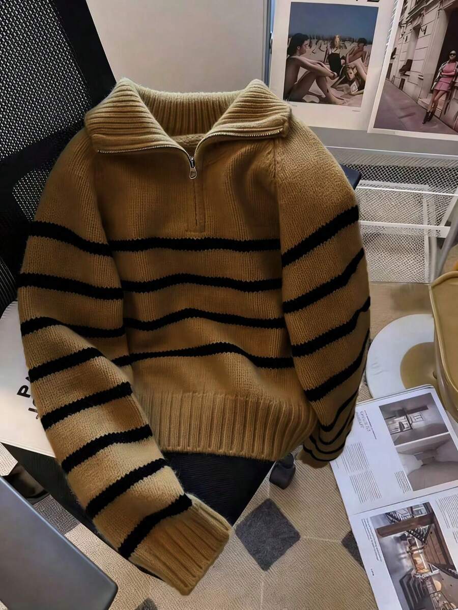 新款女士休闲条纹撞色翻领长袖针织衫 - 卡其色 - 查看 1