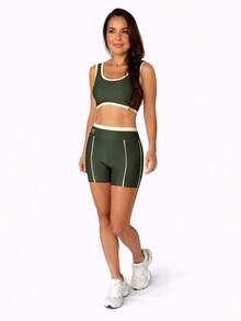 Kit Fitness Feminino 3 Peças – Top, Shorts e Legging Cintura Alta - Verde Militar - Visão 6