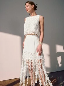 Sollinarry Women's Summer New Water-Soluble Lace Cropped Top And Tassel Skirt 2 Pieces Set, Suitable For Outings, Vacations, And Parties White - White - View 4