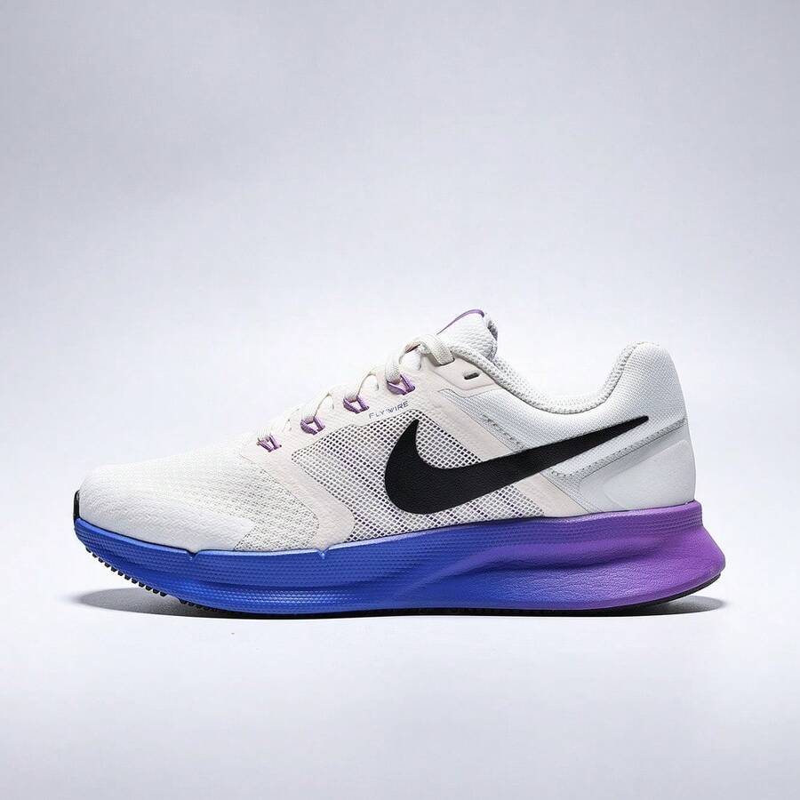 Nike 耐克女子RUN SWIFT 3低帮跑步鞋DR2698-110 - 白色 - 查看 1