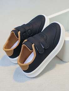 1双男女通用简约低帮运动鞋，软底防滑休闲童鞋，时尚百搭学生跑步鞋，适合所有季节 - 黑色 - 查看 2