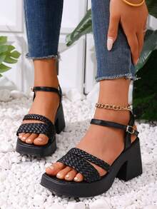 Sandálias femininas de salto alto com tiras, novas sandálias de sola grossa para primavera/verão, sapatos plus size no atacado. - Preto - Ver 5