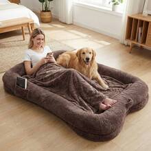 Giant Pet Mattress With Pocket, Human Dog Bed Washable Large Cuddle Bed, Non-Slip Plush Dog Cushion With Blanket, Brown Home Decor - 鏽棕色 - 查看 7