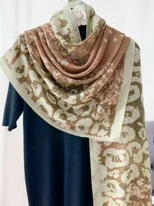 1pc Green Lotus Print Muslim Headscarf, Fashionable Breathable Lightweight Headcover, Double Needle Lockstitch Embroidered Refined Edges, Women Scarf, Suitable For All Seasons - Green - View 9