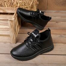 女士轻便透气低帮运动鞋，户外步行鞋，休闲日常鞋 - 黑色 - 查看 6