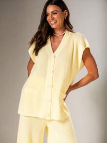 Women's Premium Knit 2-Piece Set With Front Buttons - Modern And Elegant - 黃色 - 查看 4