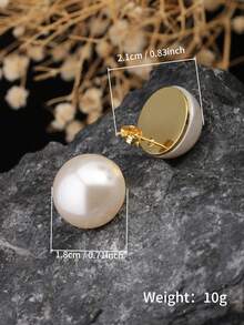 1 Pair Stainless Steel European & American Style White Large Pearl Earrings, 18K Gold Round Semi-Sphere Stud Earrings, Suitable As Wife/Girlfriend Valentine's Day Gift, Daily Wear For Women - Gold Round Hemispherical Faux Pearl Stud Earrings - View 2