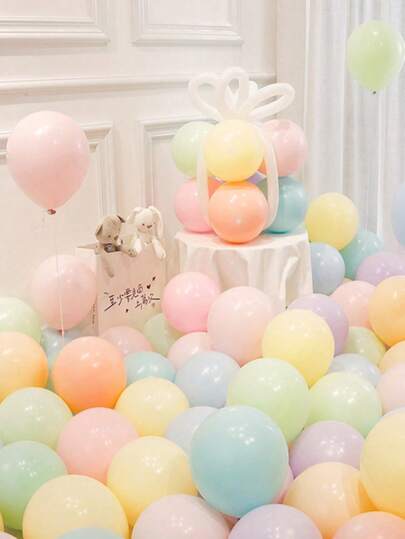 20个混色乳胶气球，装饰气球，适用于派对、生日、婚礼、情人节、感恩节、母亲节、万圣节、圣诞节、新年、返校季、毕业典礼、家居装饰、气球布置、气球派对、摄影道具、摄影背景、静物装饰等场合。