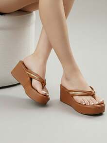 Anabela Women's Platform Sandal With Flip-Flop Style, Comfortable And - Lạc đà - Xem 2