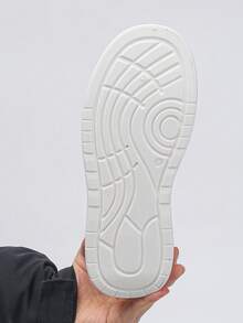 女士厚底运动鞋，纯色休闲户外系带时尚百搭鞋，白色低帮增高鞋，适合户外穿着 - 白色 - 查看 8