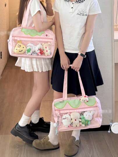 1个可爱日系百搭单肩包，波点草莓撞色星星校服风，大容量轻便日常毛绒娃娃手提包，可爱甜美高品质尼龙拉链斜挎包，时尚多巴胺斜挎包，可定制痛包，适合动漫展、购物、学生、旅行、工作，搭配JK制服