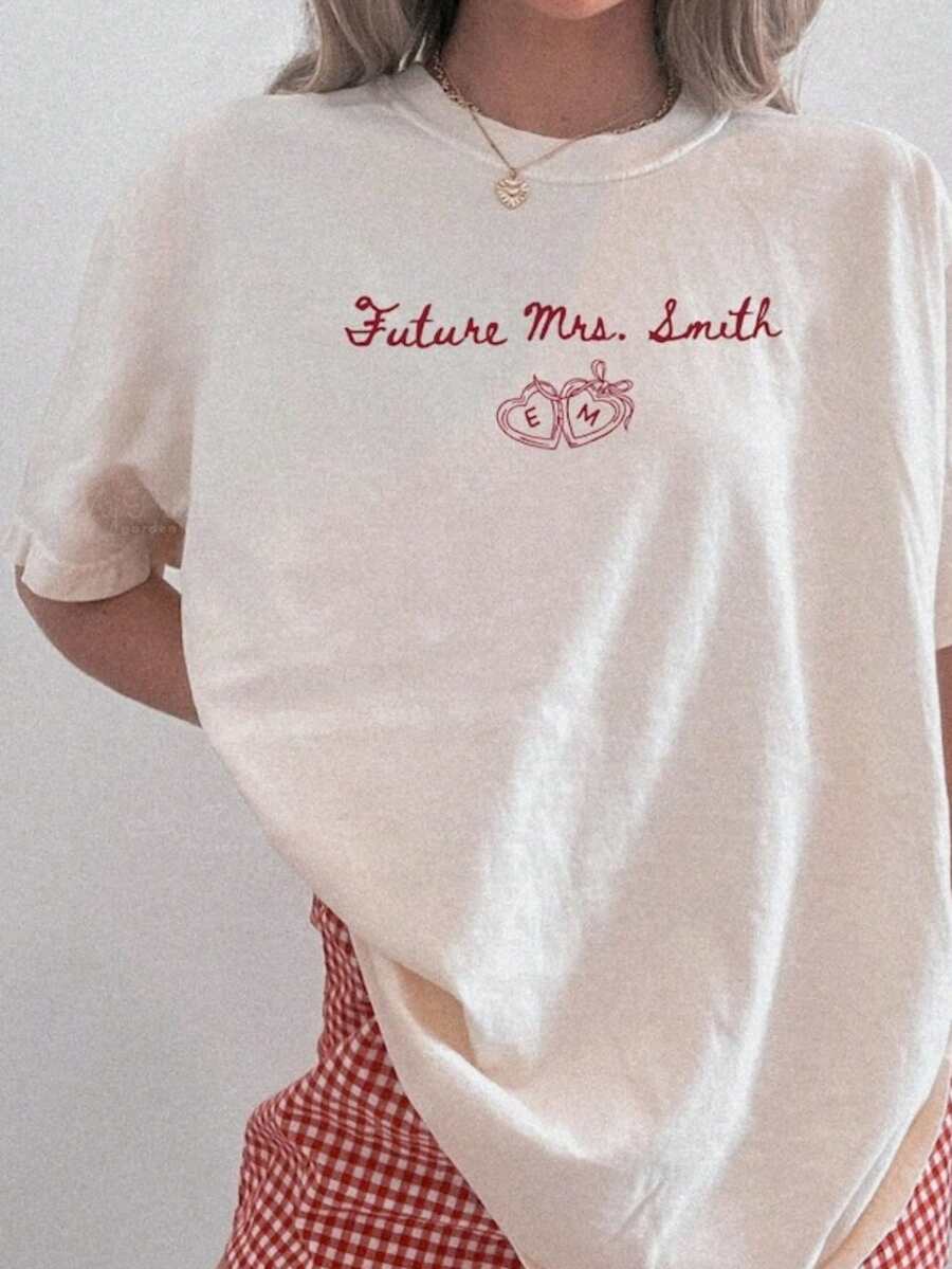 1pc Future Mrs Shirt, Personalized Engagement Shirt For Bride To Be, Custom Shirt Future Wifey Gift, Newly Engaged Sweater Gift, Personalized Gift For Valentine Day/Engagement/Wedding/Holiday/Daily Life - White - View 1