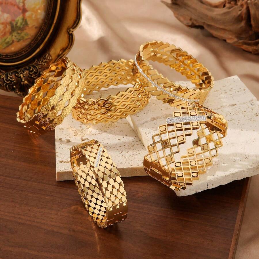 1 pieza Brazalete de acero inoxidable Nuevo brazalete geométrico hueco y ancho de forma romboidal Brazalete exagerado para mujer Joyería Regalos creativos para banquetes Joyería de boda de Dubái - pulsera - Ver 1