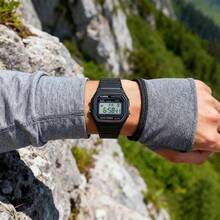 Casio Đồng hồ nam thạch anh, dòng sản phẩm dành cho giới trẻ - Mặt tròn, máy thạch anh, thích hợp để đeo hàng ngày. - màu đen - Xem 3