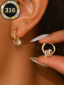 1 Pair Women's Stainless Steel Golden Hoop Earrings, Low Allergy, Anti-Fading, Comfortable & Versatile, Minimalist & Elegant, Suitable For Daily Wear Or Parties, Fashion Jewelry, A Thoughtful Gift For Women - Gold - View 8