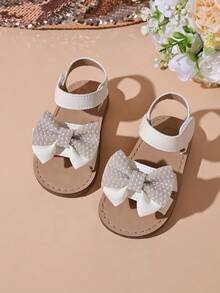 女童闪亮水钻蝴蝶结凉鞋 - 可调节魔术贴搭扣设计，柔软鞋底，优雅白色，适合夏季派对和日常穿着的儿童鞋 - 白色 - 查看 4