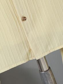 Boys' Casual Lightweight Breathable Solid Color Wavy Texture Shirt Collar Short Sleeve Shirt And Shorts Set, Spring/Summer - Yellow - View 4