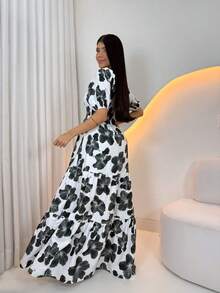 Long -Style Dress With Printed Sleeves - Black Flowers - View 3