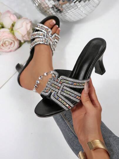 Giày sandal cao gót thời trang nữ đính đá nhiều màu sắc, thoải mái và đa năng, phù hợp cho tiệc tùng, đám cưới, hoạt động ngoài trời, mặc ở nhà, phối cùng váy và quần, kiểu dáng thanh lịch.