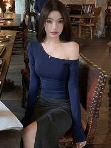 性感露肩修身长袖露脐上衣 - 藏蓝色 - 查看 2