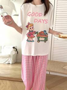 AICJ 两件套女士新款卡通女孩与英文字母印花睡衣套装，短袖圆领T恤，格子家居裤，休闲舒适，可机洗家居服套装 - 粉色 - 查看 3