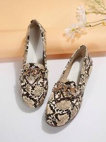 2025春夏新款蛇纹金链女士休闲百搭舒适透气软底平底鞋 - 米色 - 查看 15