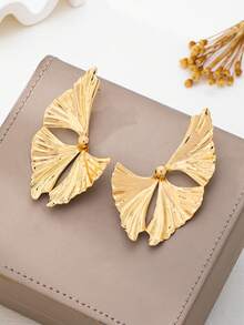 1 Pair Fashionable Creative Large Floral Alloy Earrings, Suitable For Daily Commute And Valentine's Day Wear - Yellow Gold - View 10