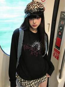 女士圆领T恤，休闲朋克风印花设计，百搭学院风和街头时尚，春秋季款