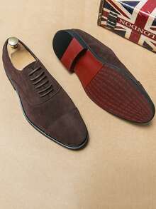 Men's Suede Formal Shoes, Versatile - Luxury Red Sole Fashion Lace-Up Oxfords, Suitable For Business And Daily Wear Black British Style Men's Formal/Business Dress Shoes, Suitable For Occasions Like Weddings Soft Derby Shoes For Men, Comfortable For Commuting, Work And Casual Wear Elegant Brand Name Shoes, Comfortable And Lightweight Wedding Shoes For Grooms Gentleman's Essential Moccasin Shoes For Galas And Parties In Spring Simple Solid Brown Summer Formal Dress Shoes - màu nâu - Xem 2